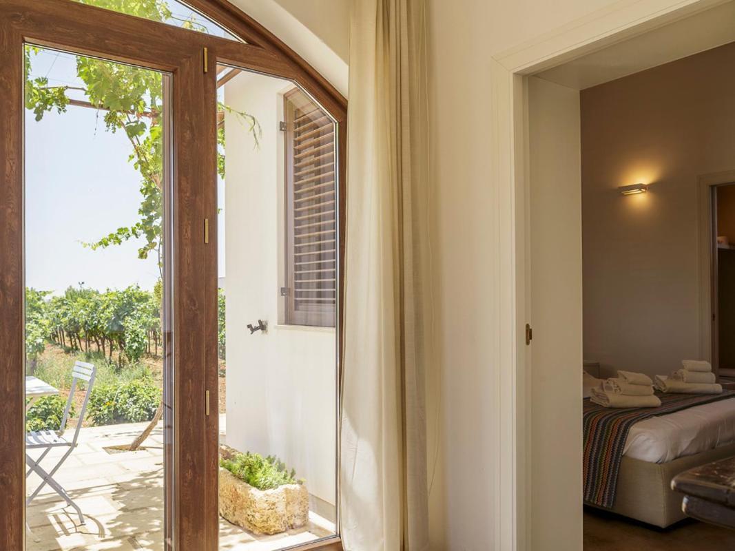 Tenutayala - Residenza Agrituristica Parabita Εξωτερικό φωτογραφία