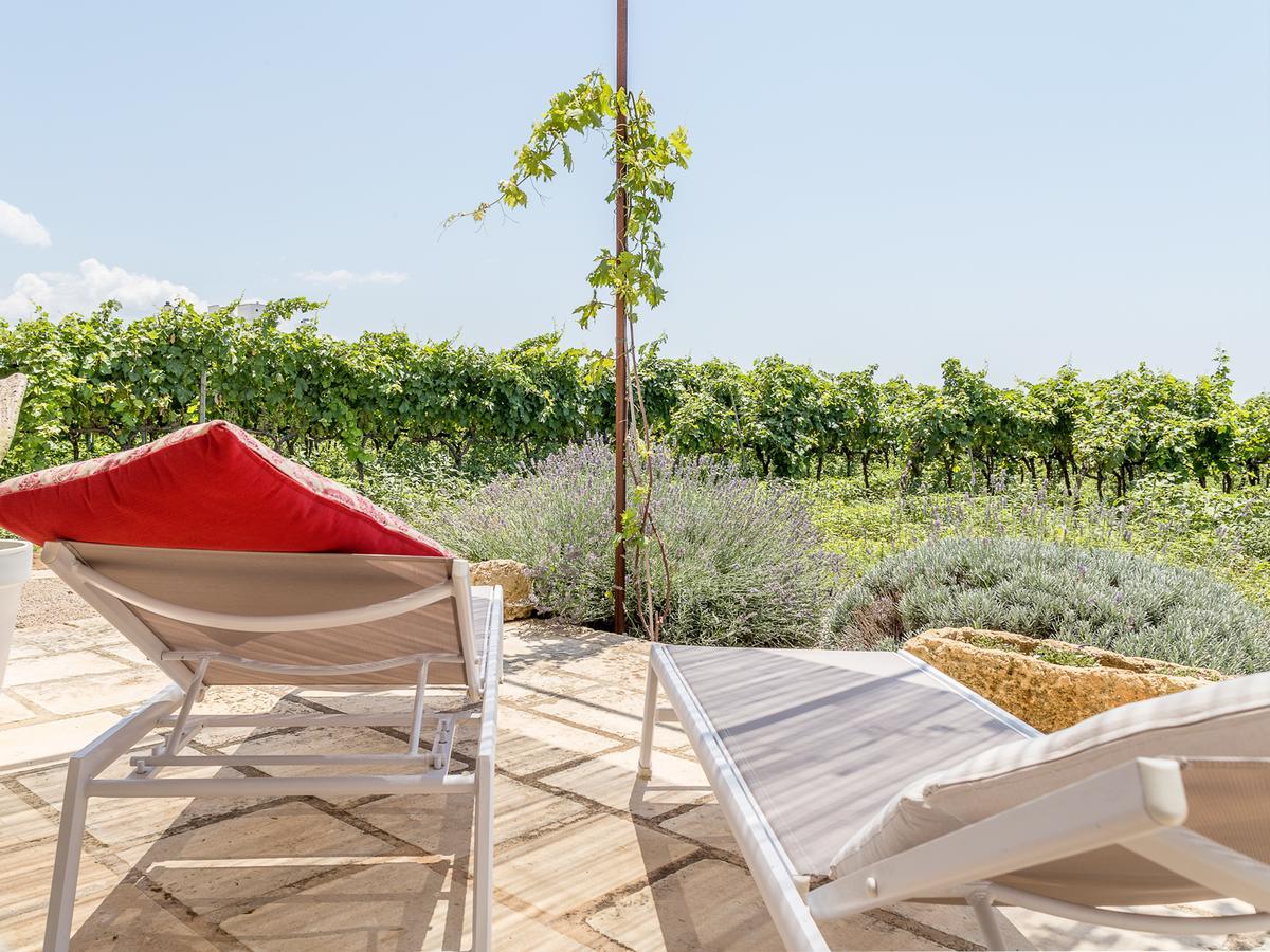 Tenutayala - Residenza Agrituristica Parabita Εξωτερικό φωτογραφία