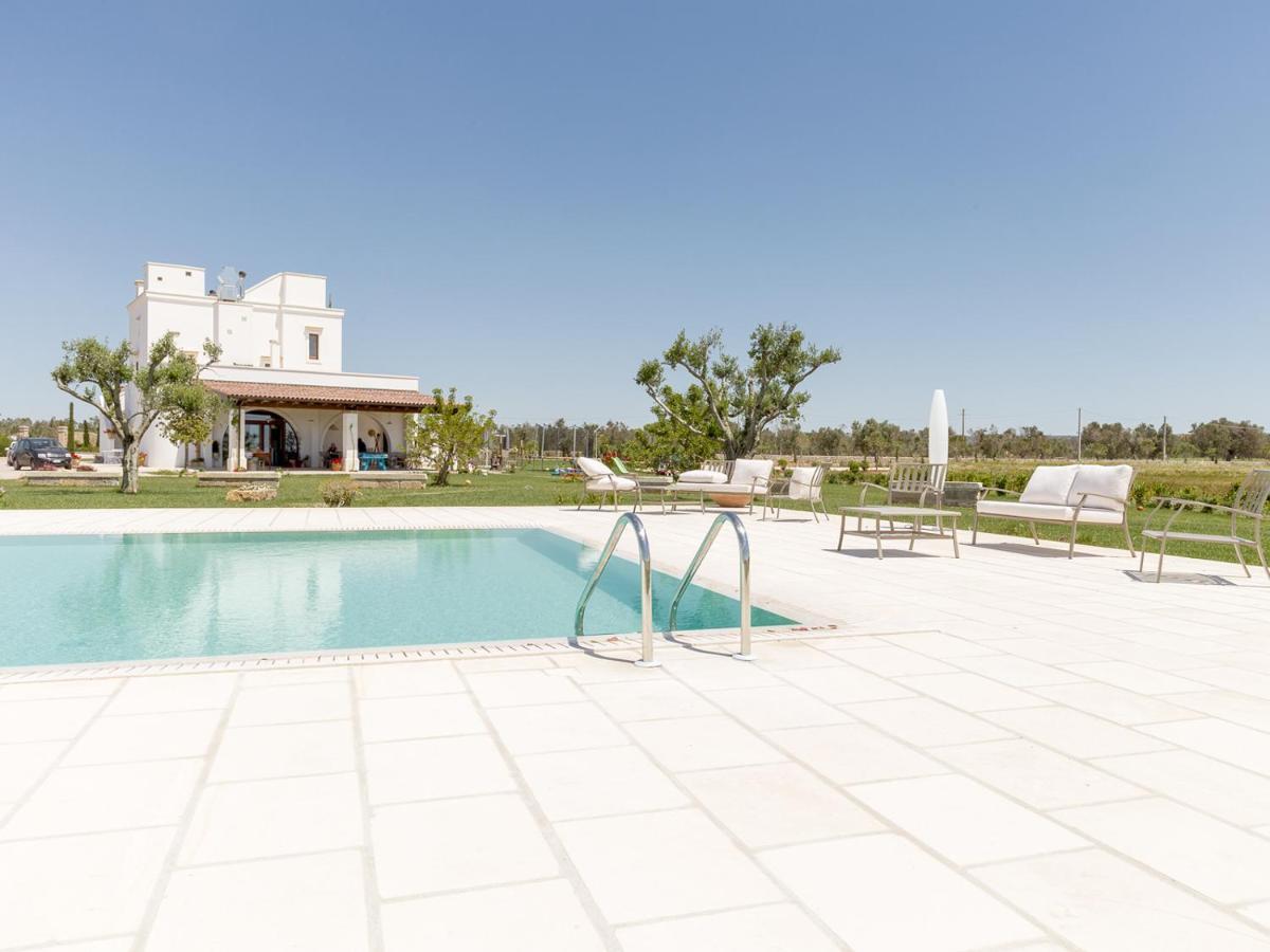 Tenutayala - Residenza Agrituristica Parabita Εξωτερικό φωτογραφία