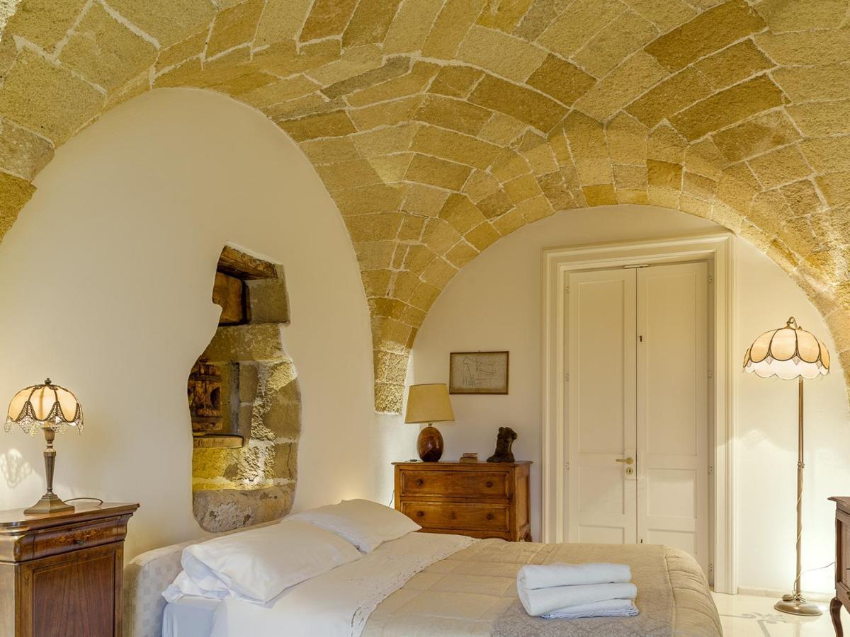 Tenutayala - Residenza Agrituristica Parabita Εξωτερικό φωτογραφία