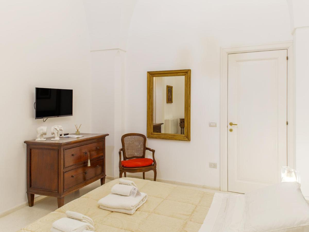 Tenutayala - Residenza Agrituristica Parabita Εξωτερικό φωτογραφία